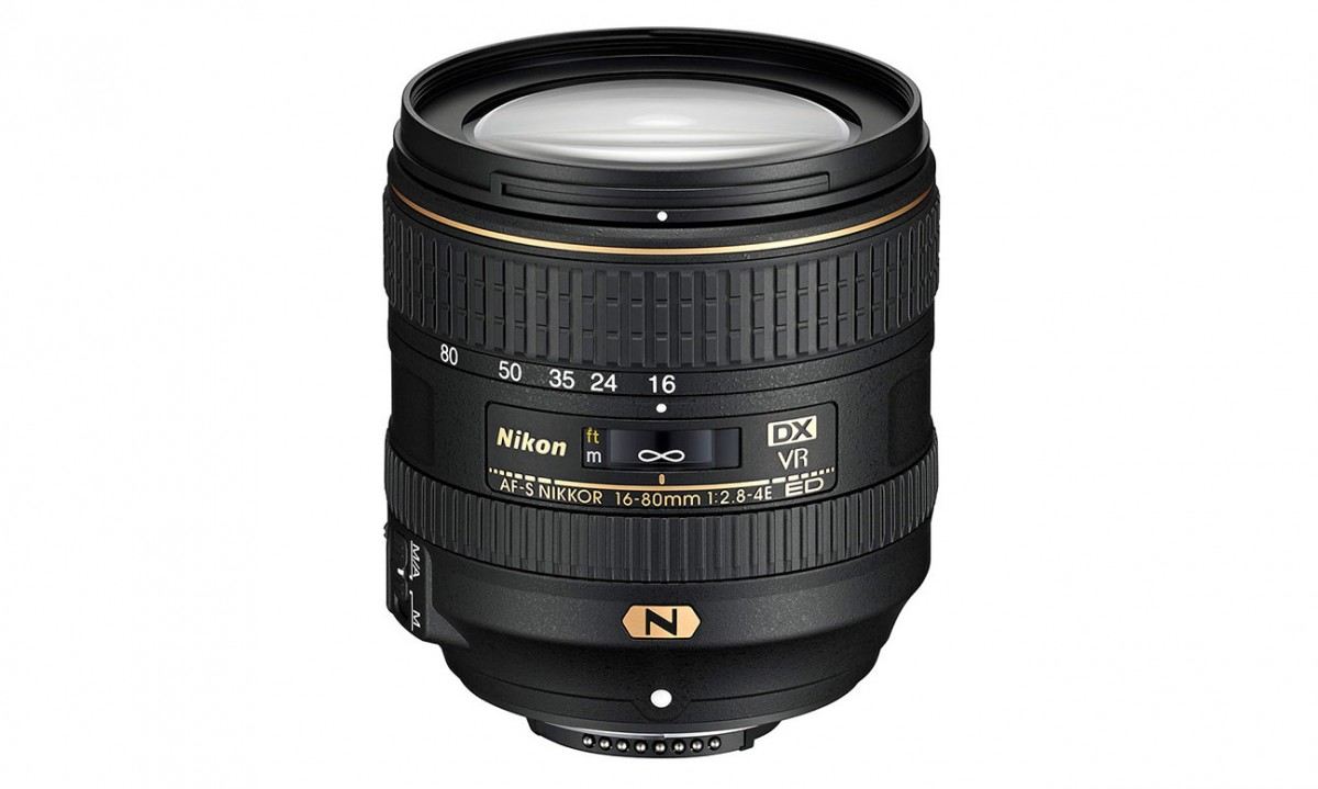 Nikon AF-S DX 16-80 mm f/2,8-4 E ED VR zoomobjektiv c