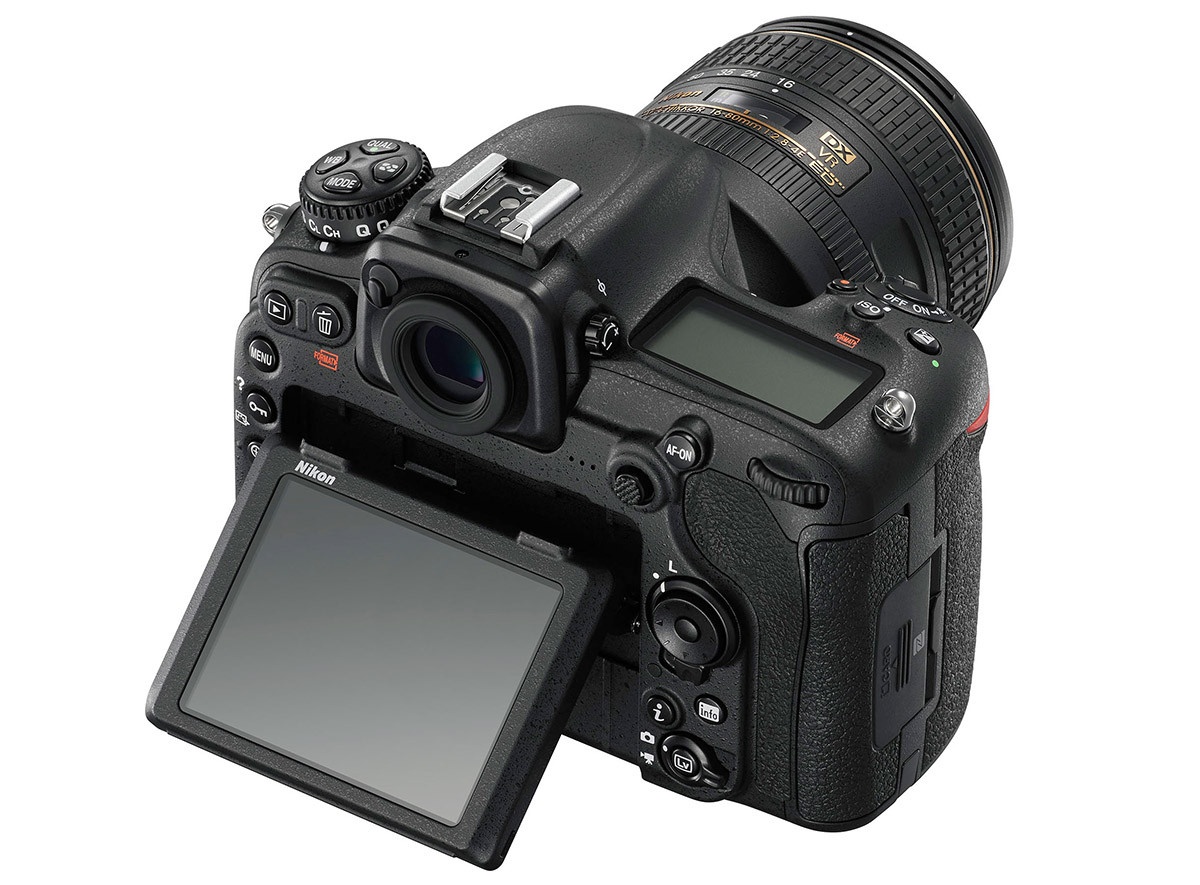 Nikon D500 vinklingsbar pekskärm
