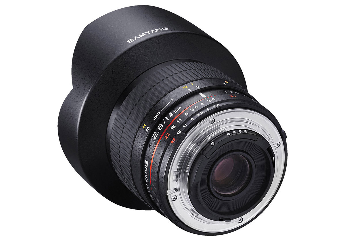 Test Samyang MF 14mm f/2.8 ED AS IF UMC review Nikon AE ultravidvinkel