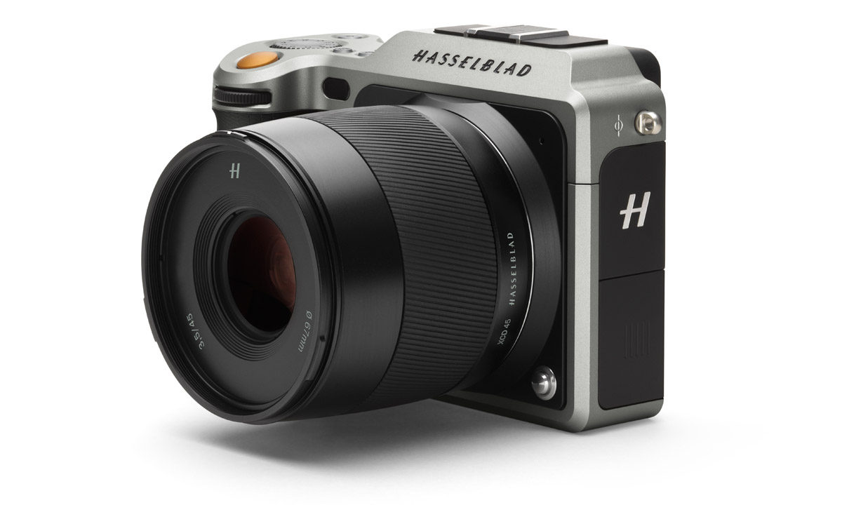 Hasselblad X1D mirrorless medium-format camera 50 megapixel