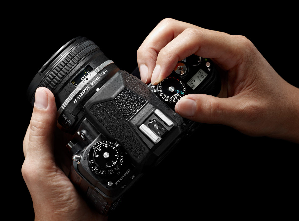 Nikon Df svart manuell slutartidsratt