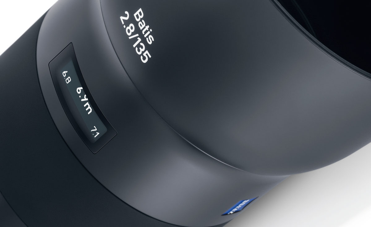 OLED-display i Zeiss Batis 135 mm f/2,8 Sony objektiv